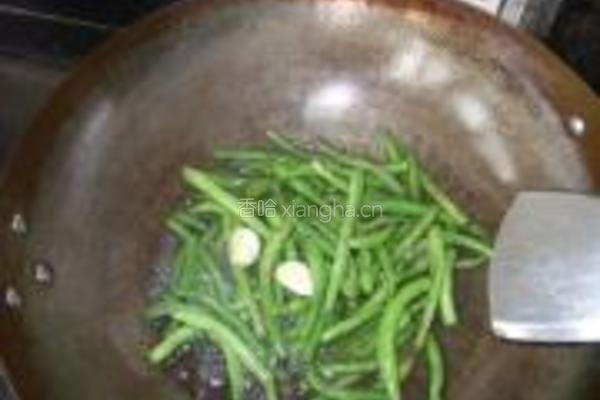 土豆炖四季豆的做法图解4