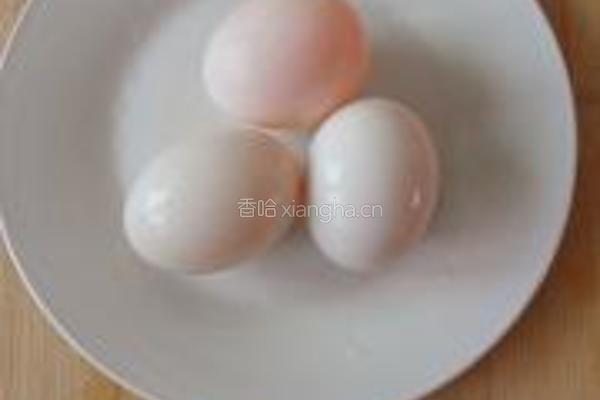 琥珀鸡蛋的做法图解2