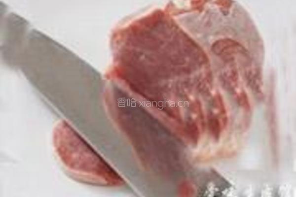 泡菜炒牛肉的做法图解1