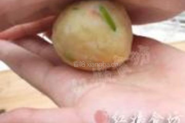 香煎土豆虾仁饼的做法图解11