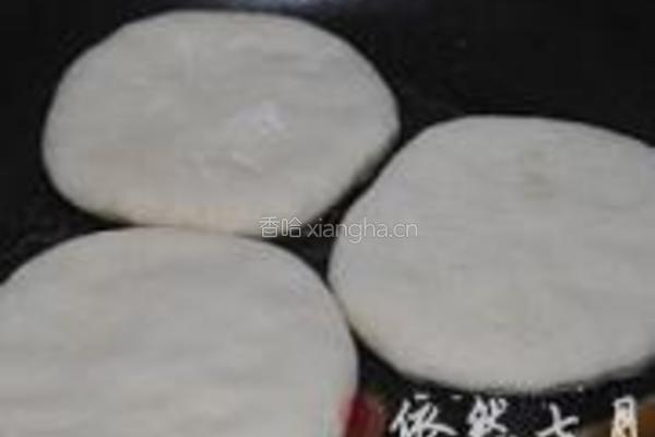 猪肉小白菜馅饼的做法图解6