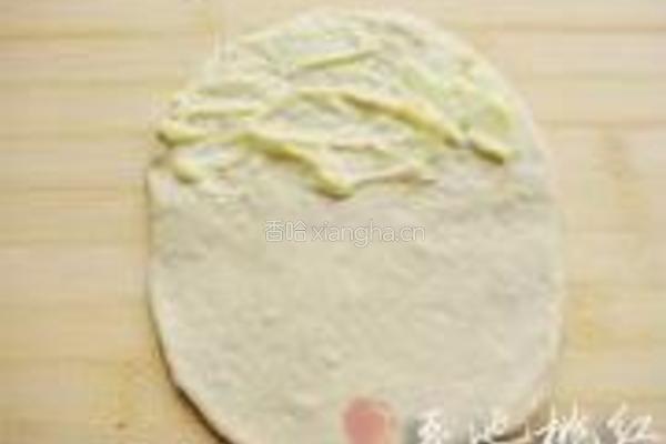 牛肉松毛毛虫面包的做法图解2