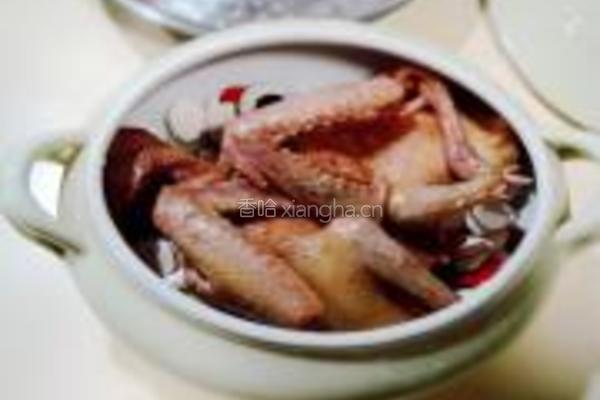 淮杞黄精炖乳鸽的做法图解9