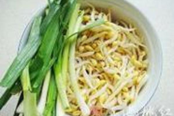 清炒黄豆芽的做法图解1