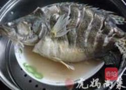 蒜香鲫花鱼的做法图解6