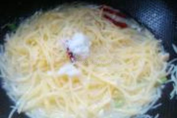 酸辣土豆丝的做法图解9