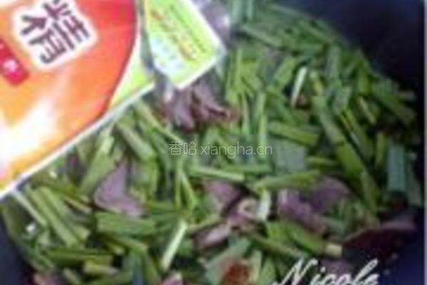 腊猪舌炒韭菜的做法图解6