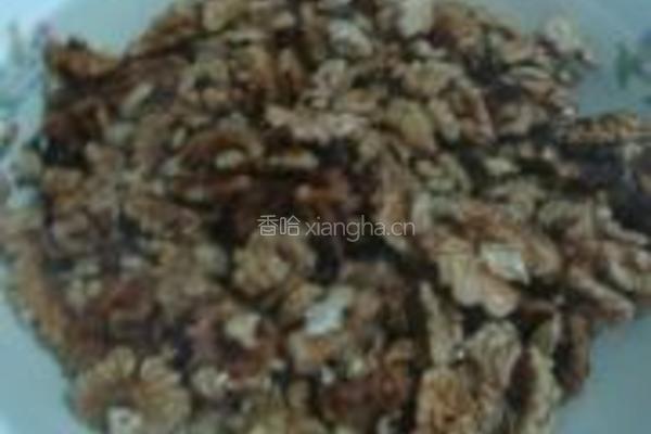 琥珀桃仁的做法图解2