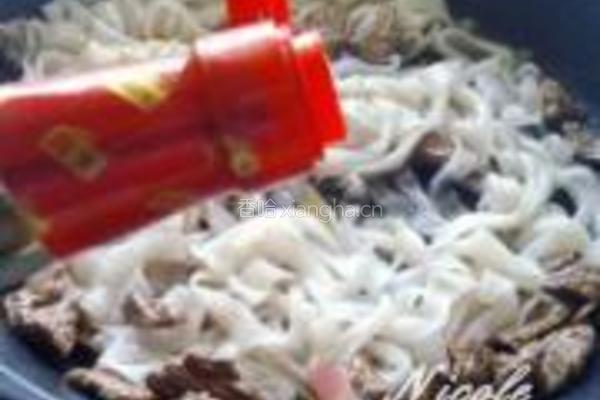 家常干炒牛河的做法图解4