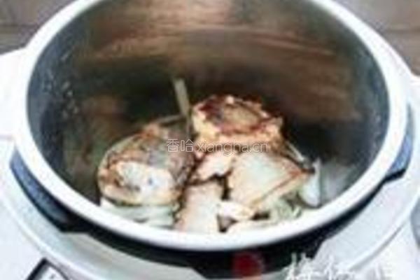 酱焖酥鱼的做法图解7