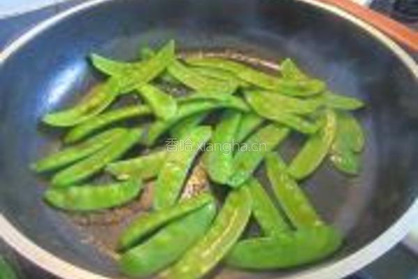 虾米炒荷豆的做法图解4