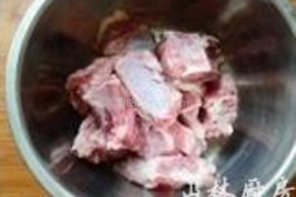 炖墨鱼排骨汤的做法图解4