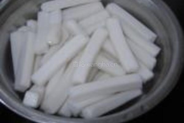 黑胡椒茄汁年糕的做法图解1