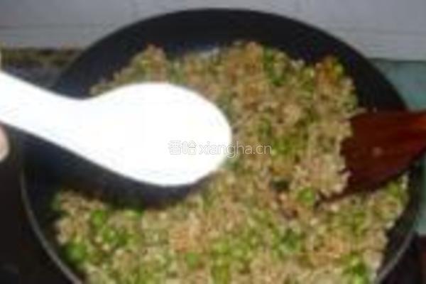 皮卡丘蛋皮盖饭的做法图解11