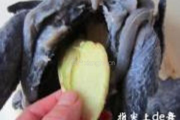 乌鸡鹌鹑蛋汤的做法图解4