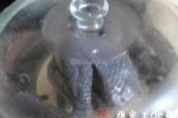 乌鸡鹌鹑蛋汤的做法图解6