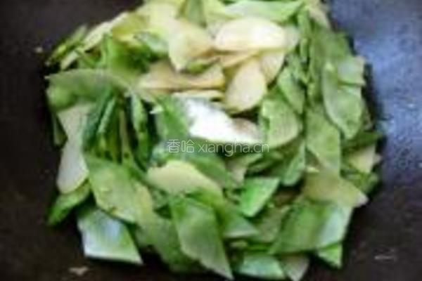 扁豆炒土豆片的做法图解6