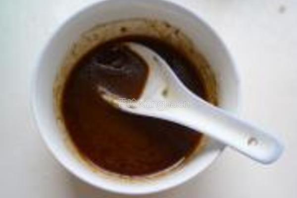 沙茶酱猪蹄的做法图解3