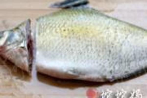 开屏武昌鱼的做法图解2