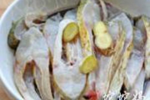 开屏武昌鱼的做法图解4
