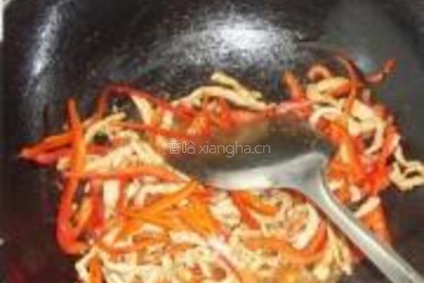 红椒炒肉丝的做法图解5