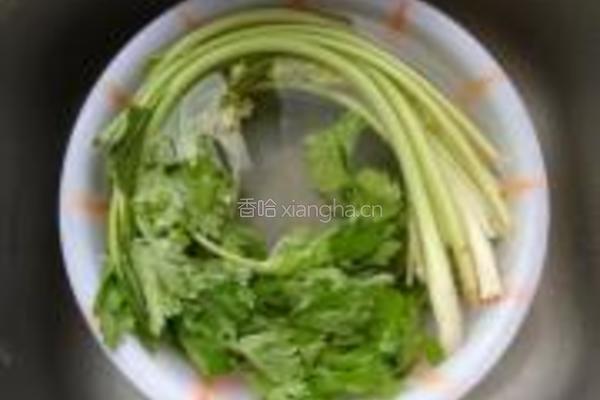 西芹香干小炒的做法图解2