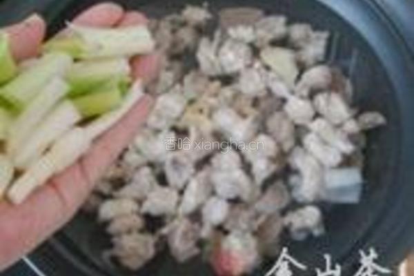 羊肉蘑菇粉丝煲的做法图解5