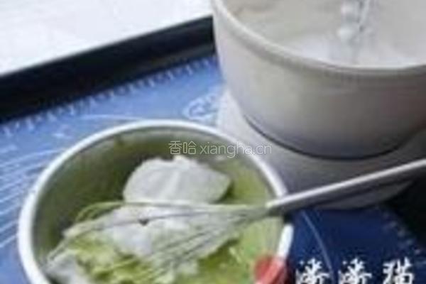 香兰叶洛神花戚风蛋糕的做法图解13