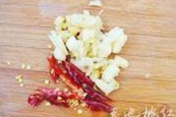 彩椒炒鸡心的做法图解3