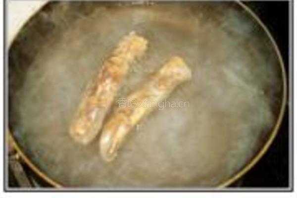 香肠豇豆粒的做法图解3