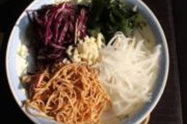 凉拌什锦菜的做法图解2