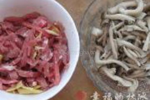 蟹味菇抄牛肉丝的做法图解1