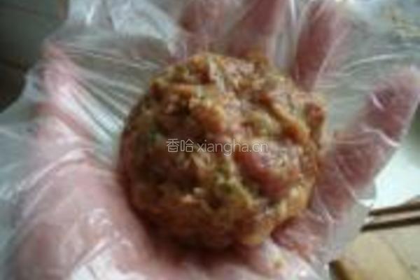 红烧狮子头的做法图解4