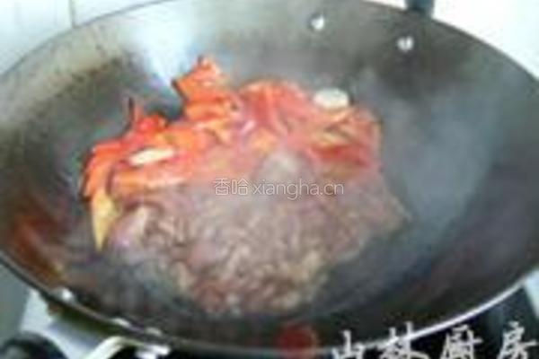 红椒炒肉or肉炒红椒的做法图解4
