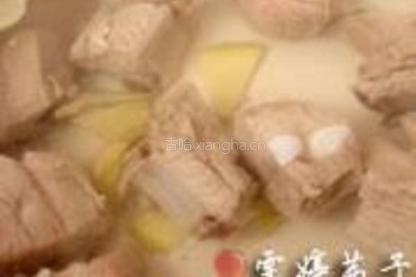 薏米冬瓜芡实猪骨汤的做法图解2