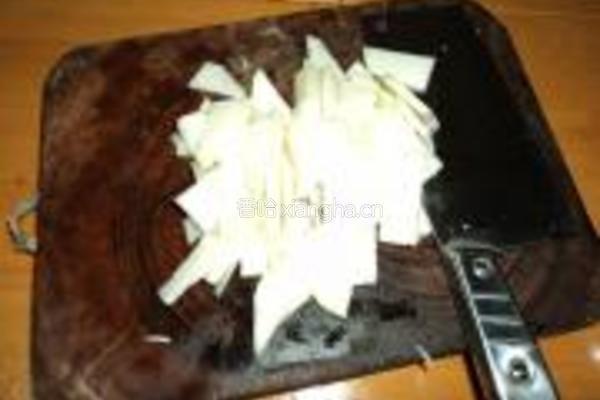 丕蓝炒鸡胗的做法图解4