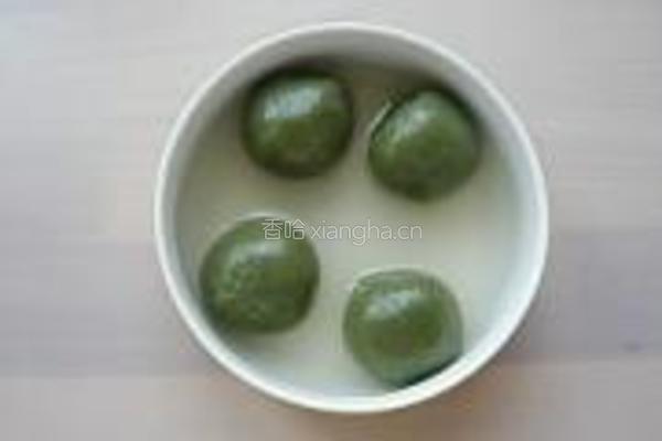 绿茶豆沙汤圆的做法图解8