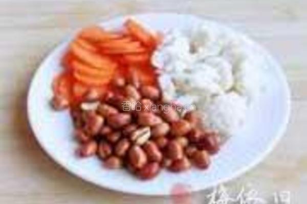 老醋菠菜花生的做法图解1