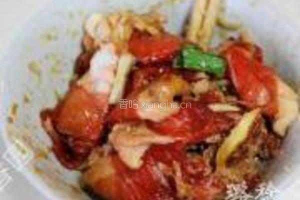 豆芽炒双菌的做法图解2