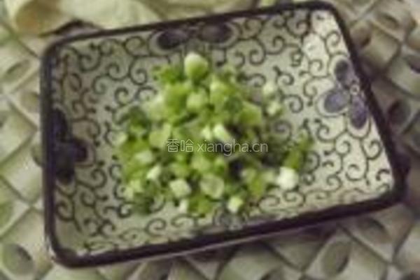 蟹肉烩豆腐的做法图解2