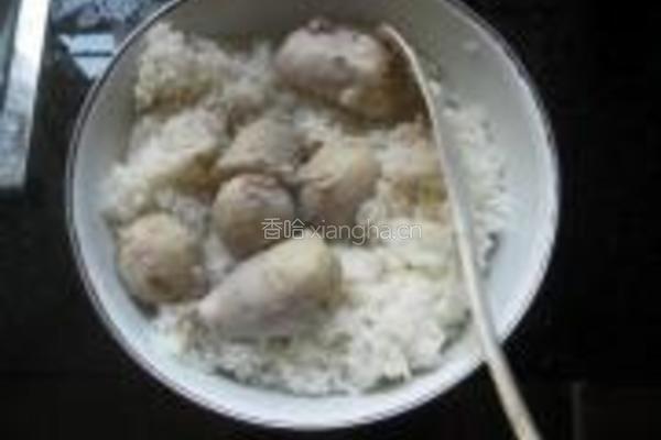 芋头青菜炒饭的做法图解3