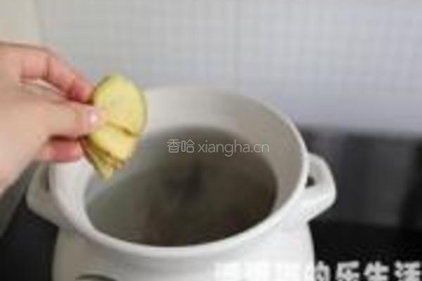 虫草花淮山煲鸽子的做法图解3