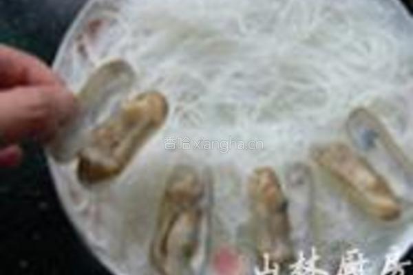 豆豉粉丝蒸蛏子的做法图解4