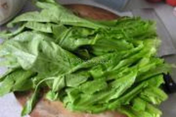 豆豉鲮鱼油麦菜的做法图解1