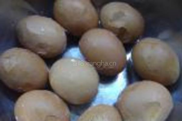 卤五香茶叶蛋的做法图解3