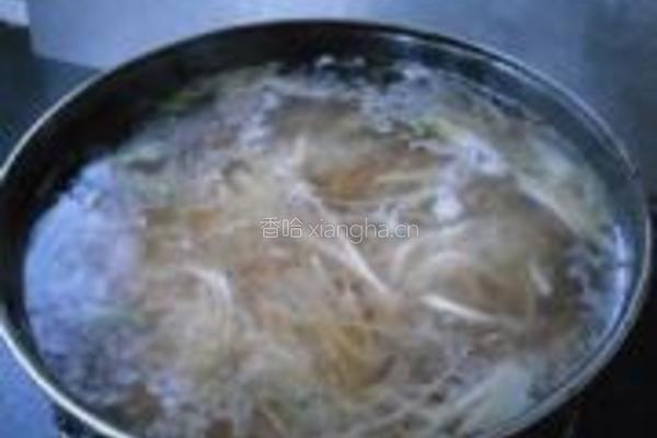 菠菜热汤面的做法图解6