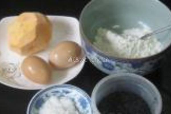 黑芝麻地瓜蛋饼的做法图解1