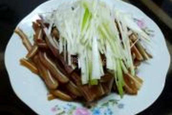 凉拌猪耳的做法图解3