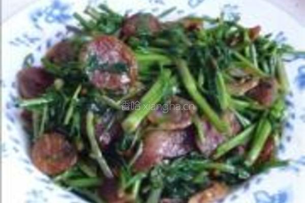 野芹菜炒香肠的做法图解6