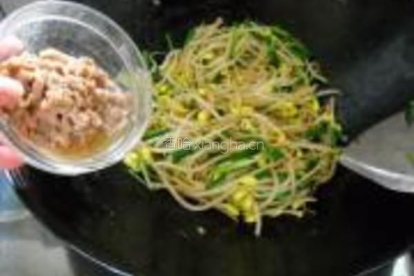 韭菜炒豆芽的做法图解8